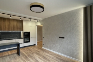 <h3><span style="color: #ADD8E6;">KIVILA,</span> <span style="color: #fff;">LASNAMÄE</span></h3>